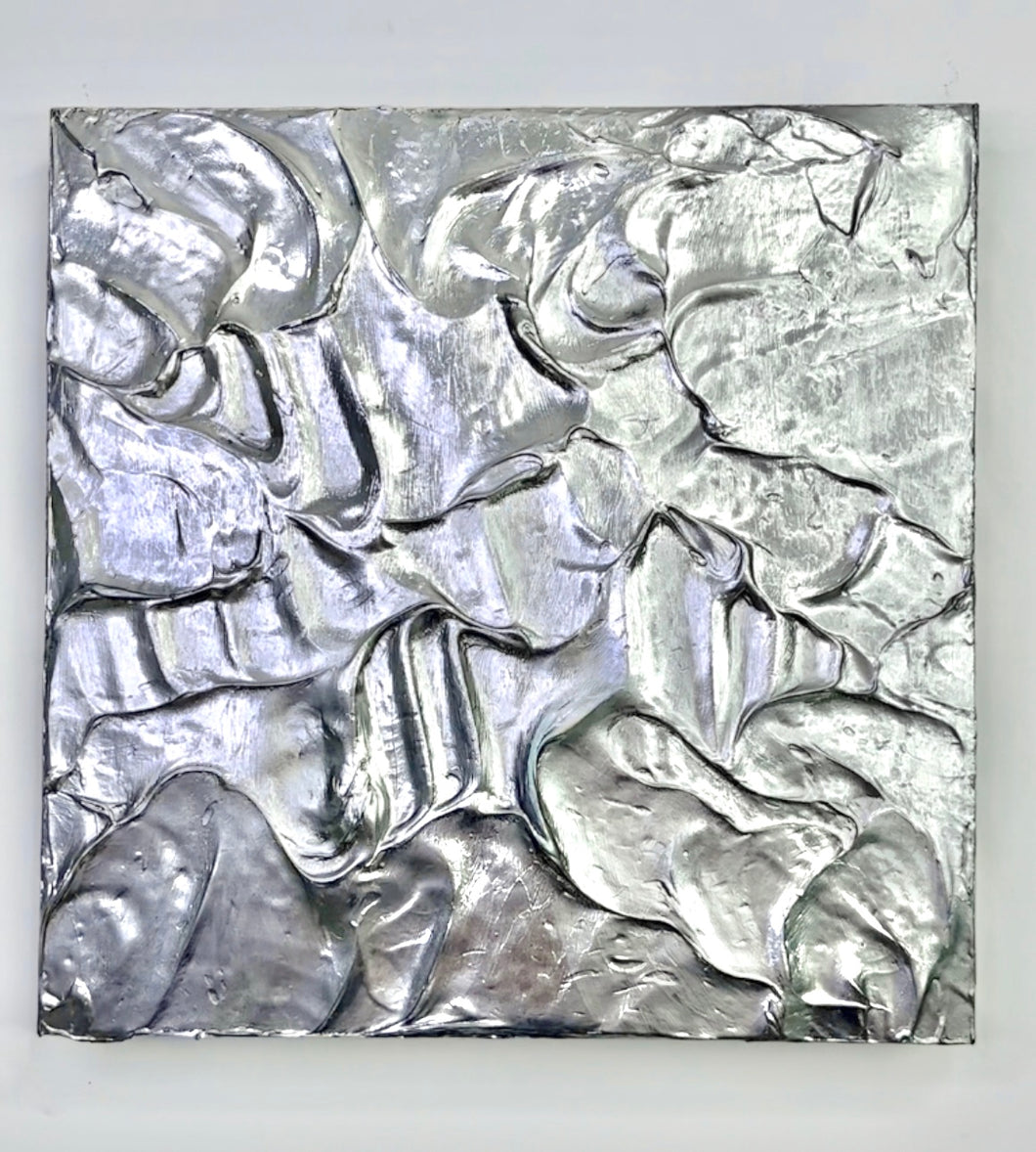 LIQUID SILVERY SURFACE